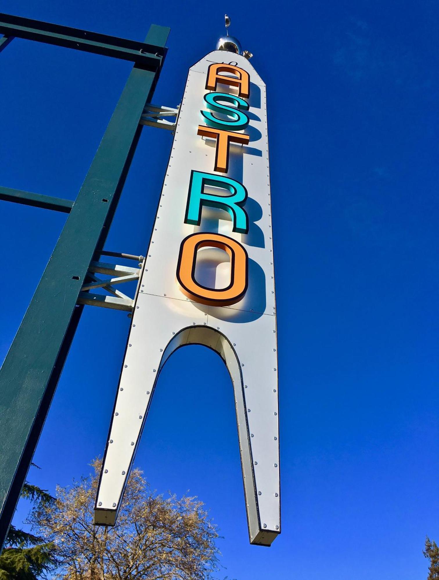 Motel The Astro Santa Rosa Exterior foto
