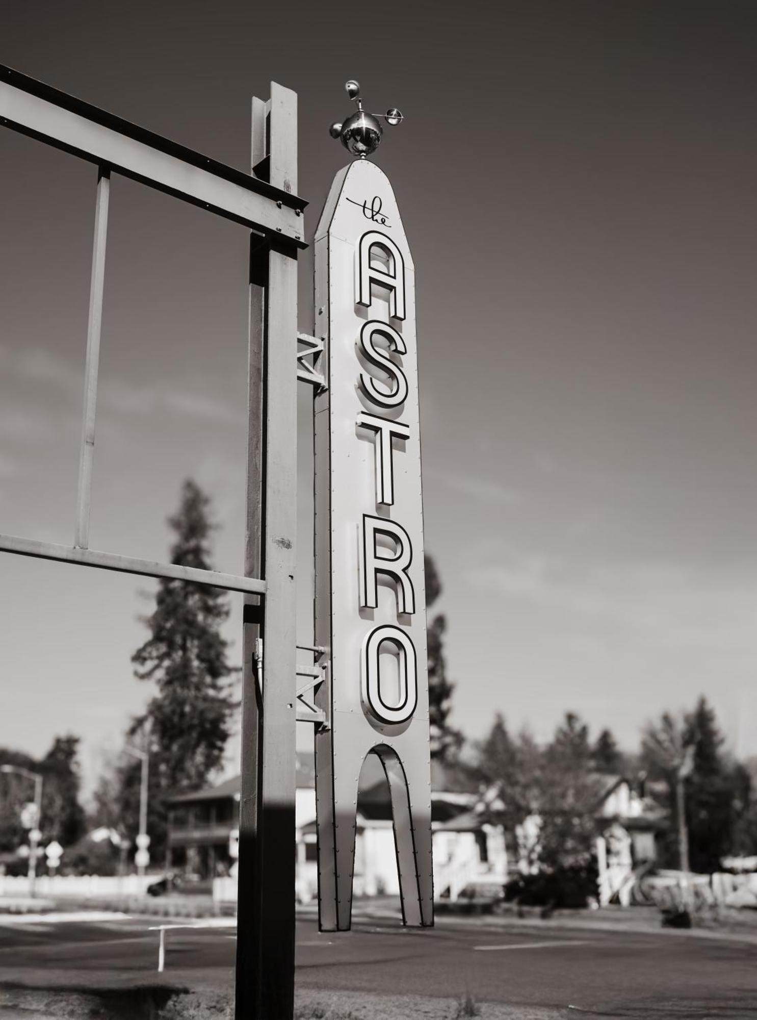 Motel The Astro Santa Rosa Exterior foto